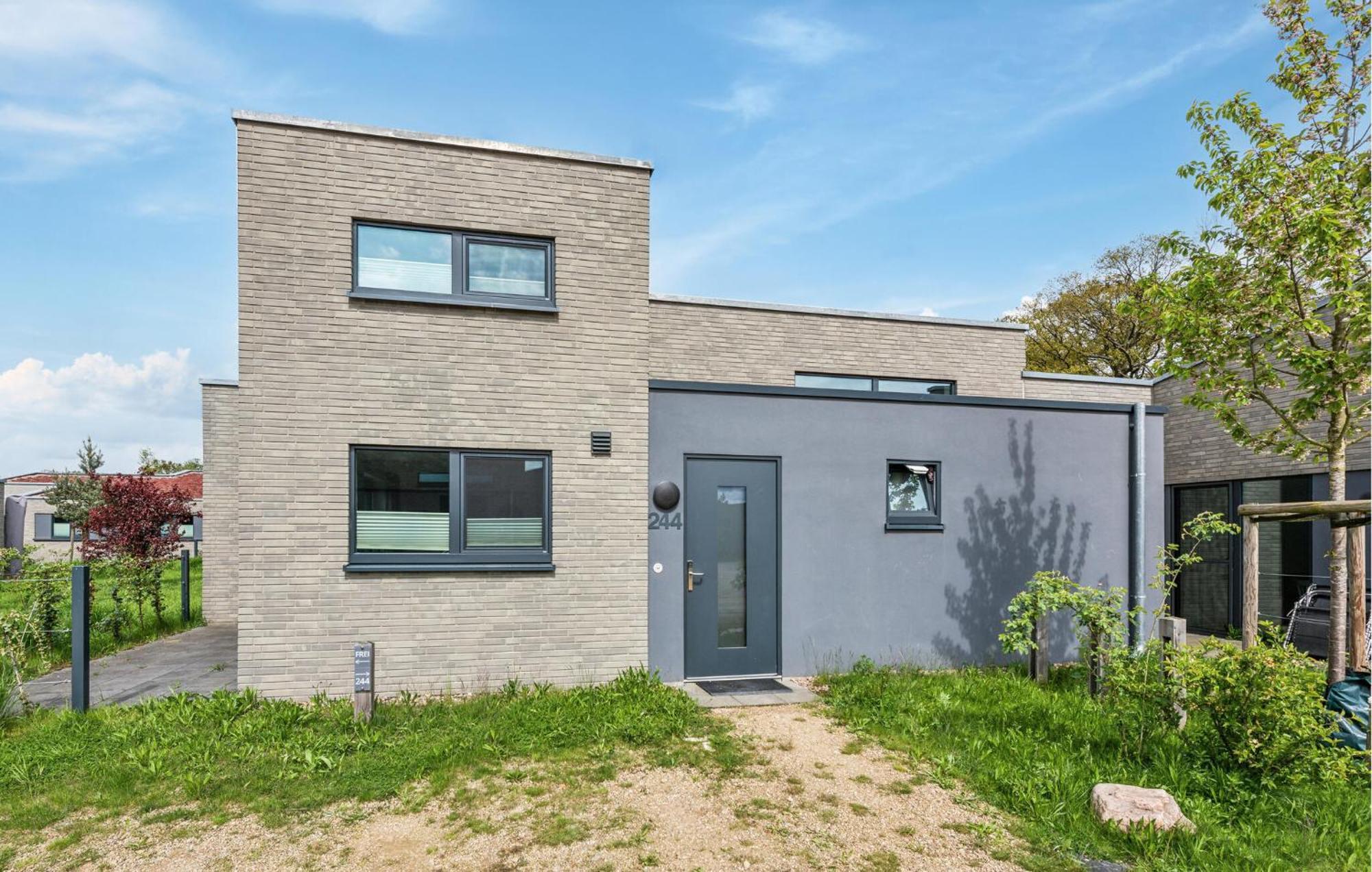 2 Bedroom Beach Front Home In Lembruch-Duemmer See Esterno foto
